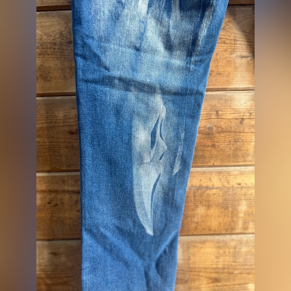💀 Custom Airbrushed Halloween Skull Themed Jeans – Size 35 💀 High Rise w/Stretch - Picture 9 of 10